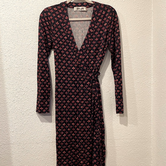 90s wrap dress Small 90s Star Print Bias Cut Midi Dress